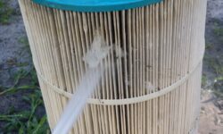 Cleaning pool cartridge filter